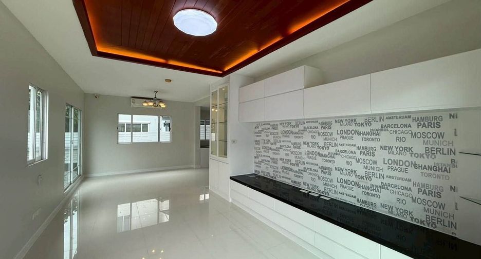 ขาย 3 ห้องนอน บ้านเดี่ยว ใน บางพลี, สมุทรปราการ