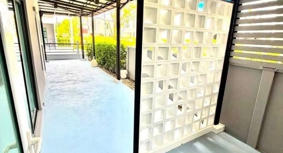 À louer 3 chambres maison à Bang Phli, Samut Prakan