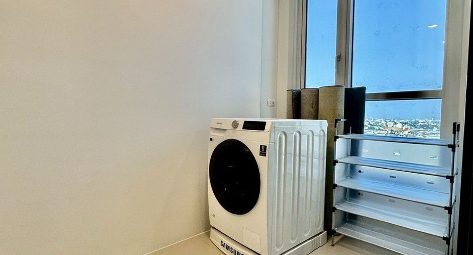 Wohnung zur Miete mit 2 Zimmer in Huai Khwang, Bangkok