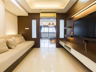 Wohnung zur Miete mit 1 Zimmer in Bang Rak, Bangkok