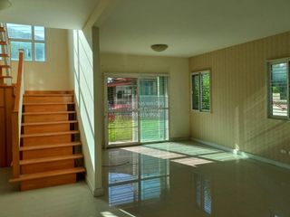 出售 3 卧室 独立屋 在 Mueang Pathum Thani, Pathum Thani