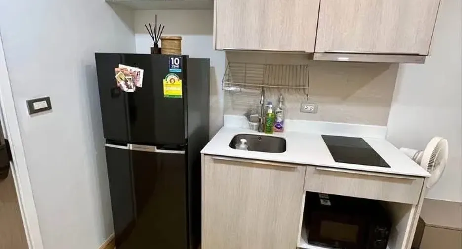 Wohnung zum Kauf und zur Miete mit 1 Zimmer in Khlong Toei, Bangkok