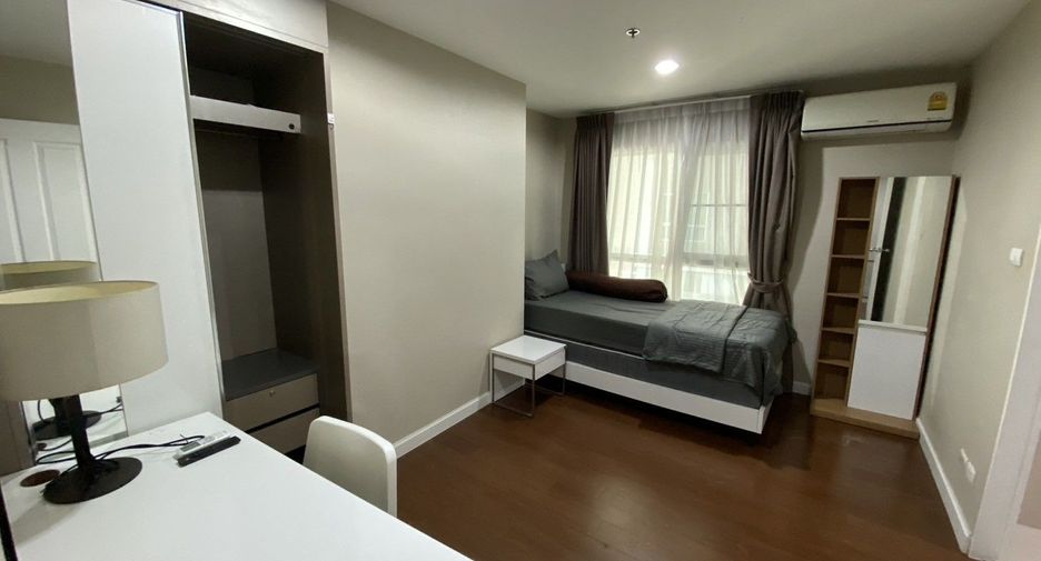 For rent and for sale 3 bedrooms condo in Huai Khwang, Bangkok