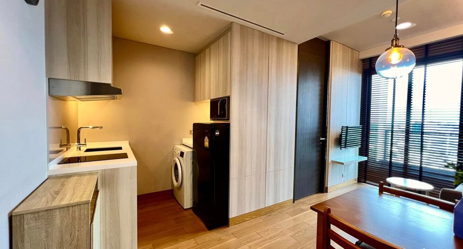 À louer et à vendre 1 chambre condo à Khlong Toei, Bangkok