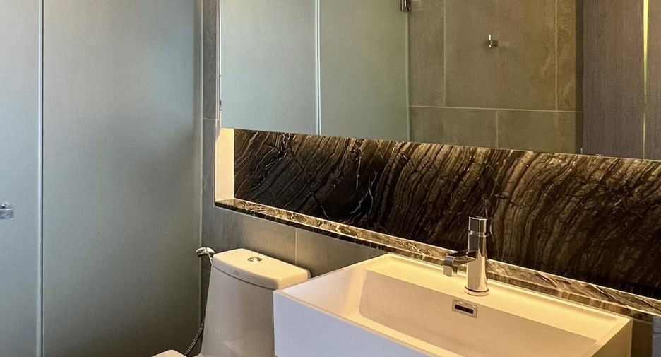 À louer et à vendre 1 chambre condo à Khlong Toei, Bangkok