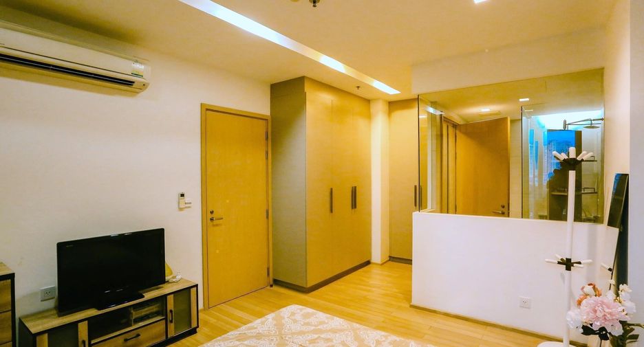 For rent 1 bed condo in Khlong Toei, Bangkok