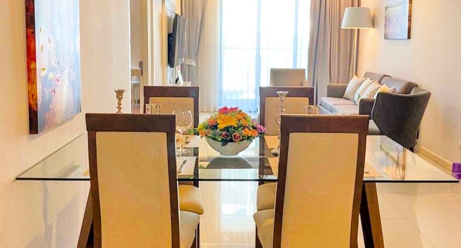 For rent 2 bedrooms condo in Watthana, Bangkok
