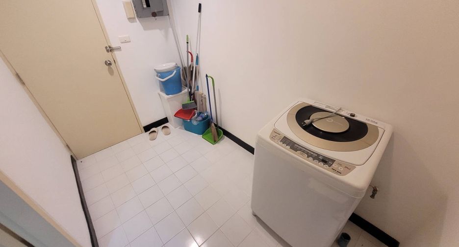 Wohnung zur Miete mit 2 Zimmer in Khlong Toei, Bangkok