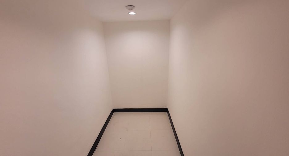 Wohnung zur Miete mit 2 Zimmer in Khlong Toei, Bangkok