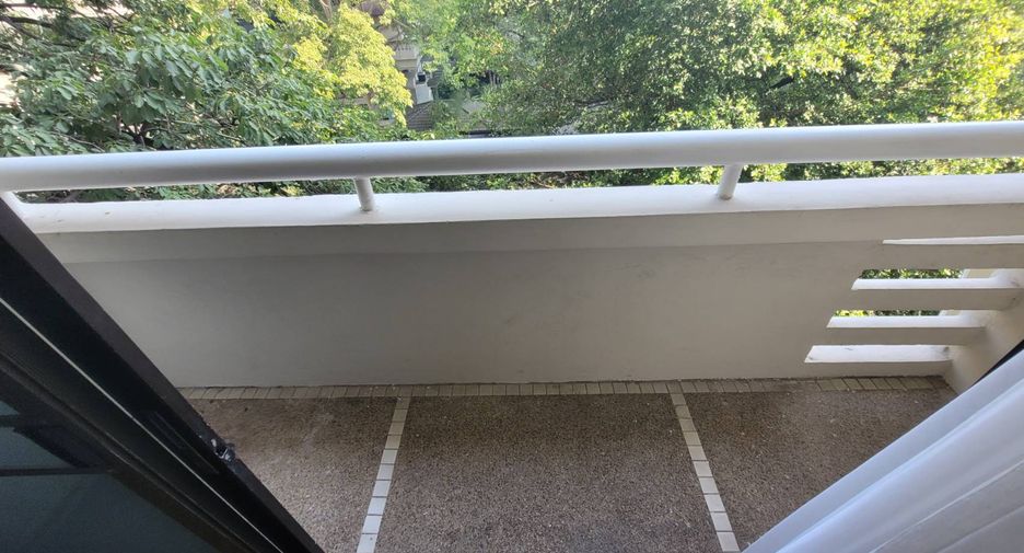 Wohnung zur Miete mit 2 Zimmer in Khlong Toei, Bangkok