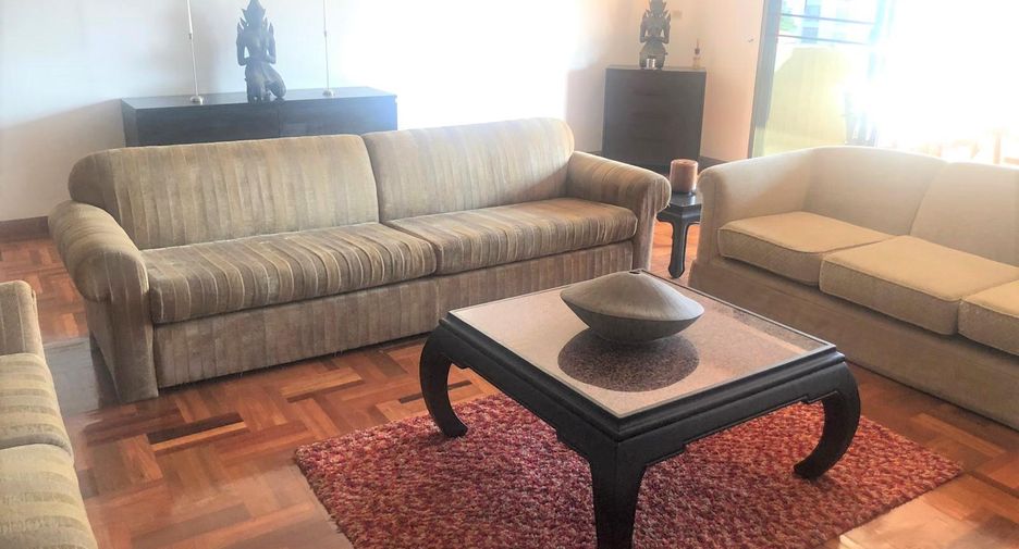 Wohnung zur Miete mit 3 Zimmer in Watthana, Bangkok