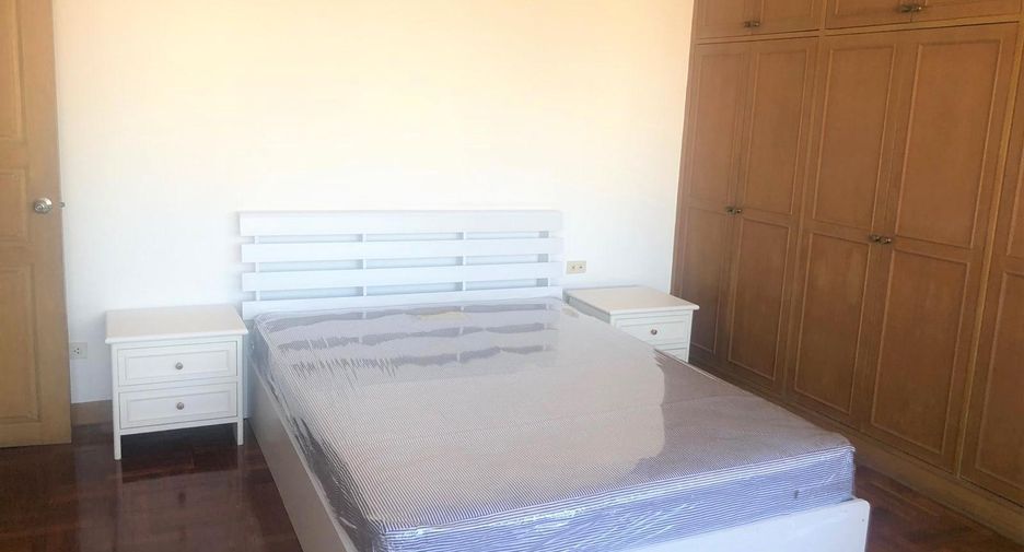 Wohnung zur Miete mit 3 Zimmer in Watthana, Bangkok