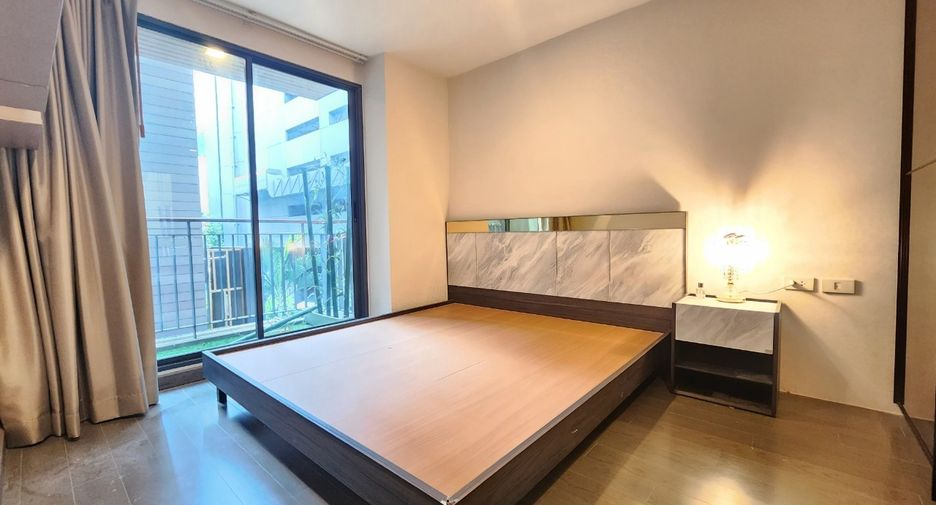 Wohnung zur Miete mit 2 Zimmer in Khlong Toei, Bangkok