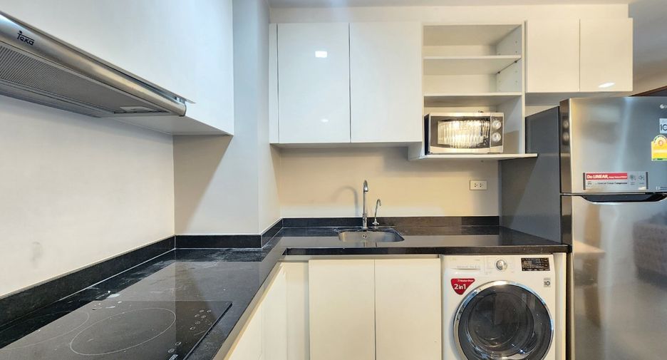 Wohnung zur Miete mit 2 Zimmer in Khlong Toei, Bangkok