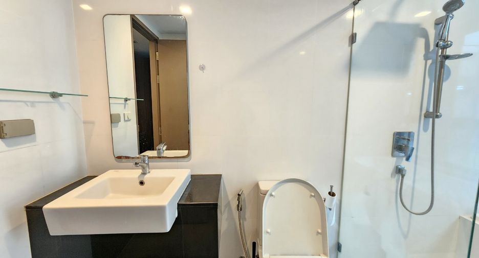 Wohnung zur Miete mit 2 Zimmer in Khlong Toei, Bangkok