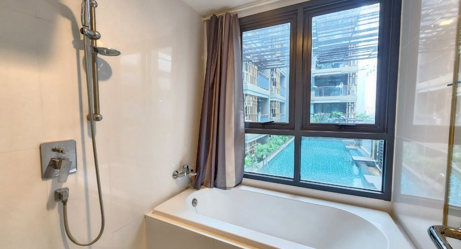 Wohnung zur Miete mit 2 Zimmer in Khlong Toei, Bangkok