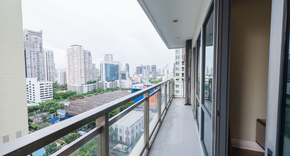 Wohnung zur Miete mit 2 Zimmer in Khlong Toei, Bangkok