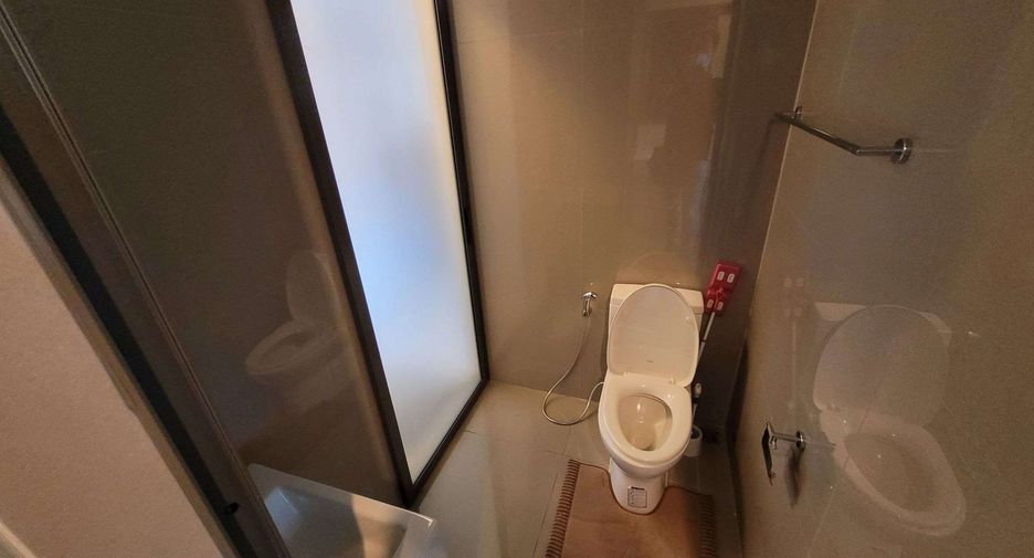 For rent and for sale 1 bed condo in Khlong Toei, Bangkok