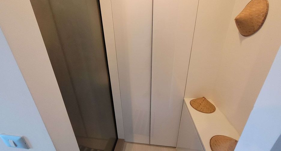 For rent and for sale 1 bed condo in Khlong Toei, Bangkok