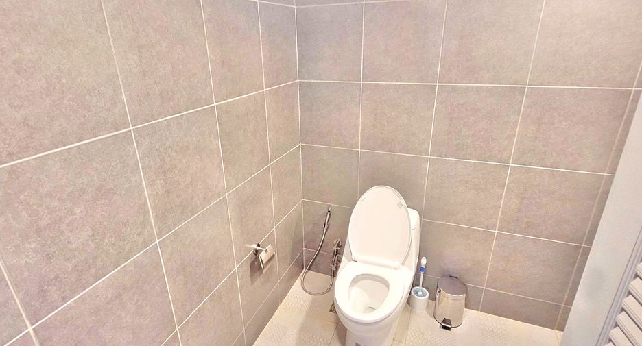For rent 3 ベッドルーム condo in Watthana, Bangkok