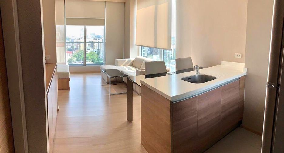Wohnung zur Miete und zum Kauf mit 1 Zimmer in Phra Khanong, Bangkok