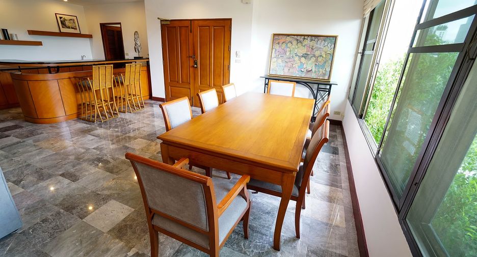 For rent 3 ベッドルーム condo in Watthana, Bangkok