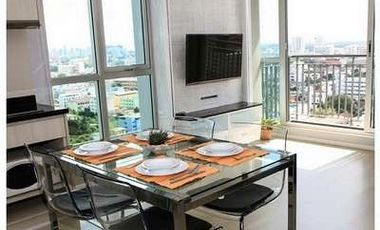 For rent 2 bedrooms condo in Sathon, Bangkok