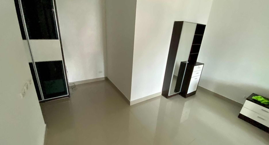 Wohnung zur Miete und zum Kauf mit 2 Zimmer in Watthana, Bangkok