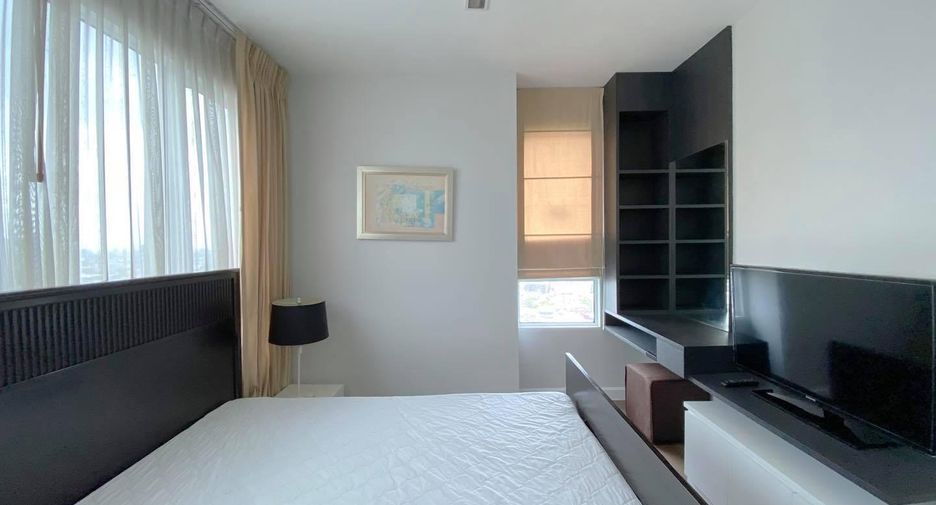 Condo en alquiler y en venta de 3 habitaciones en Khlong Toei, Bangkok