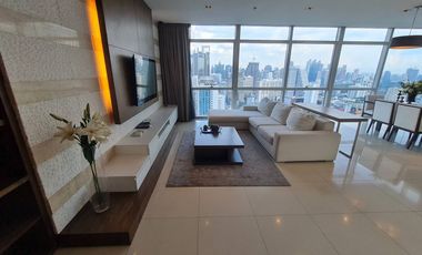 For rent 3 bedrooms condo in Pathum Wan, Bangkok