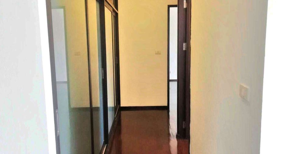 Wohnung zur Miete mit 2 Zimmer in Watthana, Bangkok