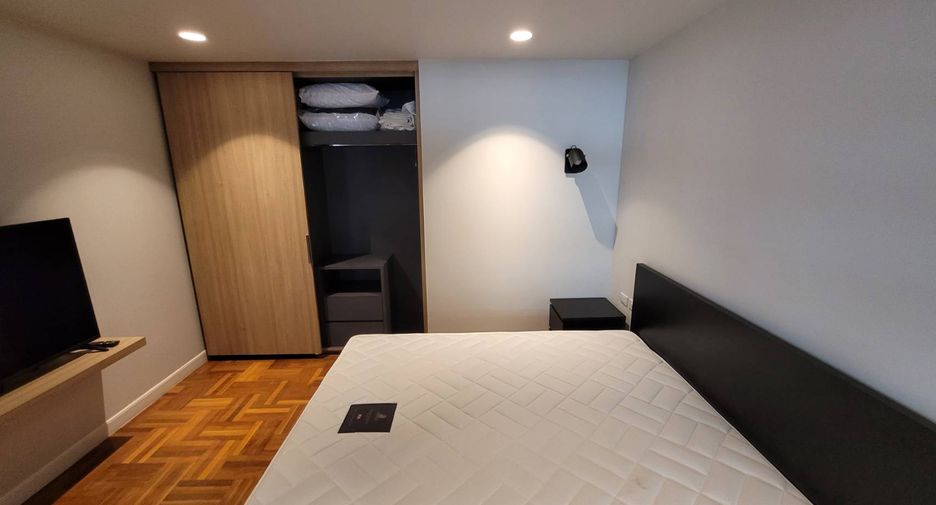 Condo en alquiler de 2 habitaciones en Phra Khanong, Bangkok