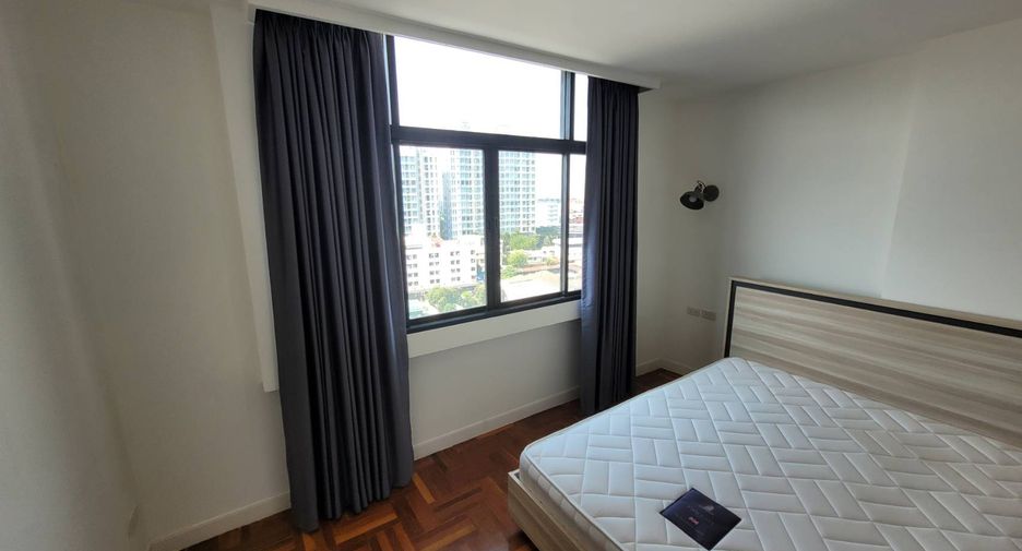 Condo en alquiler de 2 habitaciones en Phra Khanong, Bangkok