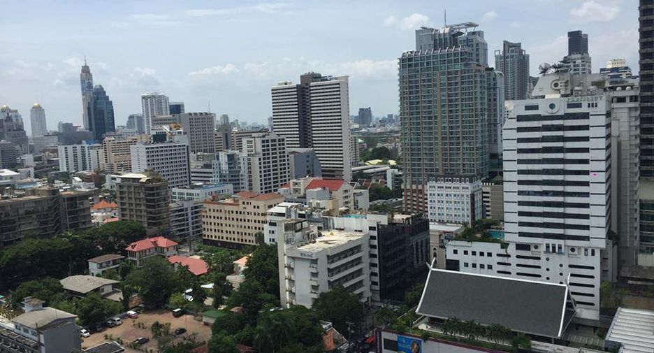 For rent and for sale 1 bed condo in Khlong Toei, Bangkok