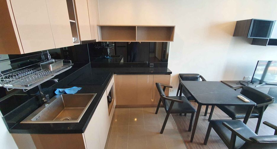 Wohnung zur Miete mit 2 Zimmer in Khlong Toei, Bangkok