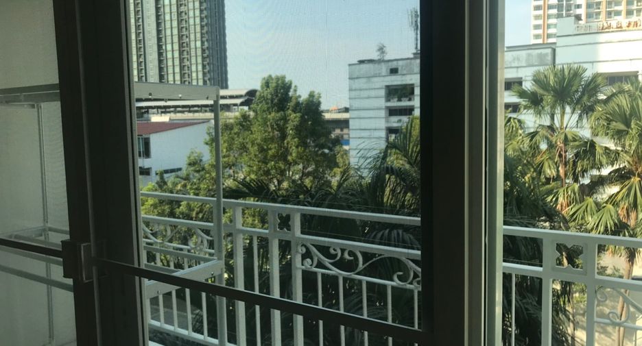 出租 和 出售 2 卧室 公寓 在 Khlong San, 曼谷