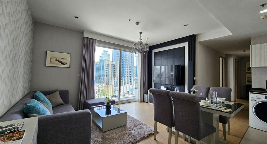 For rent 2 bedrooms condo in Watthana, Bangkok