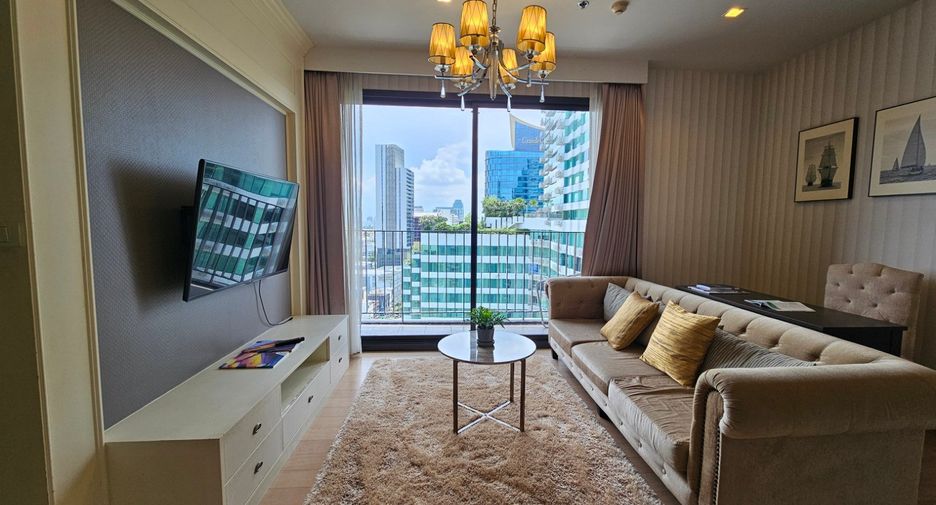 For rent 2 bedrooms condo in Watthana, Bangkok