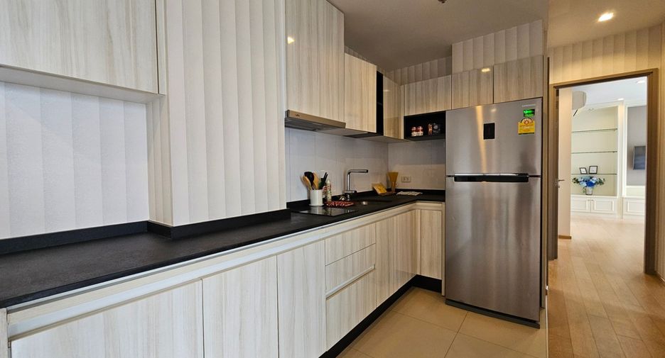 For rent 2 bedrooms condo in Watthana, Bangkok