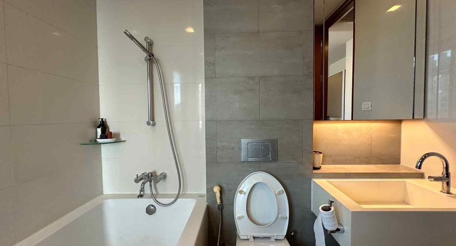 For rent 2 bedrooms condo in Khlong Toei, Bangkok