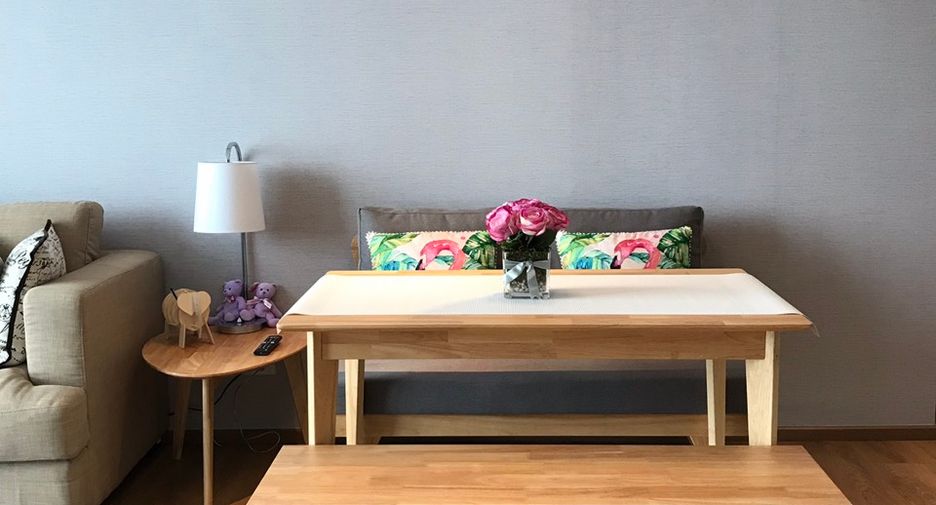 For rent そして for sale 2 ベッドルーム condo in Khlong Toei, Bangkok