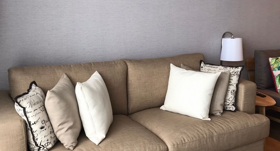 For rent そして for sale 2 ベッドルーム condo in Khlong Toei, Bangkok