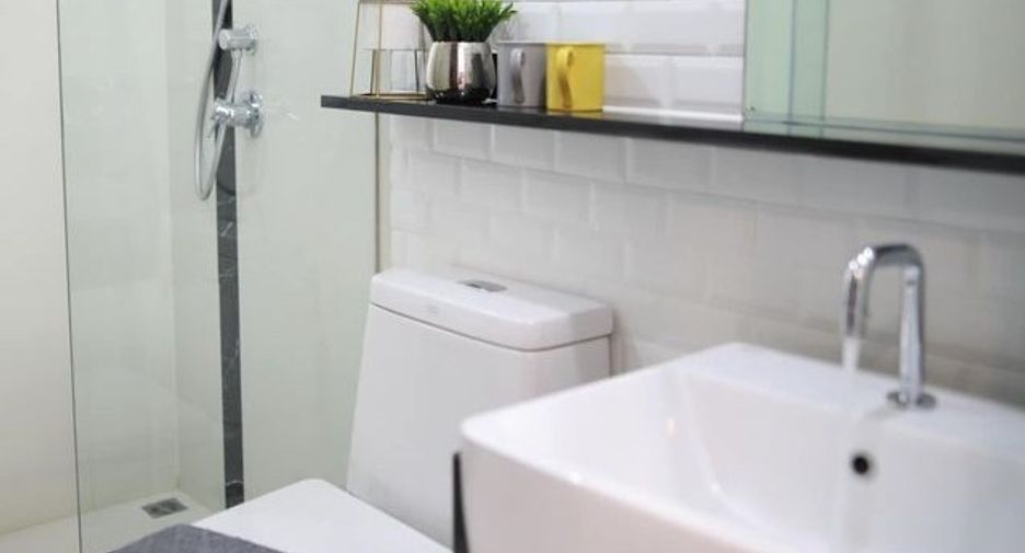 Wohnung zur Miete und zum Kauf mit 2 Zimmer in Pathum Wan, Bangkok