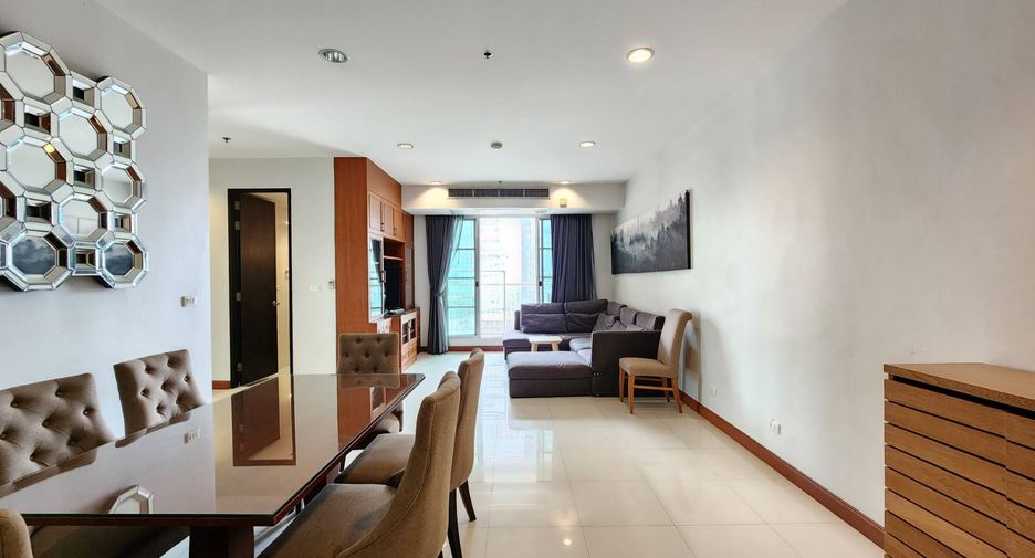 For rent 3 ベッドルーム condo in Khlong Toei, Bangkok