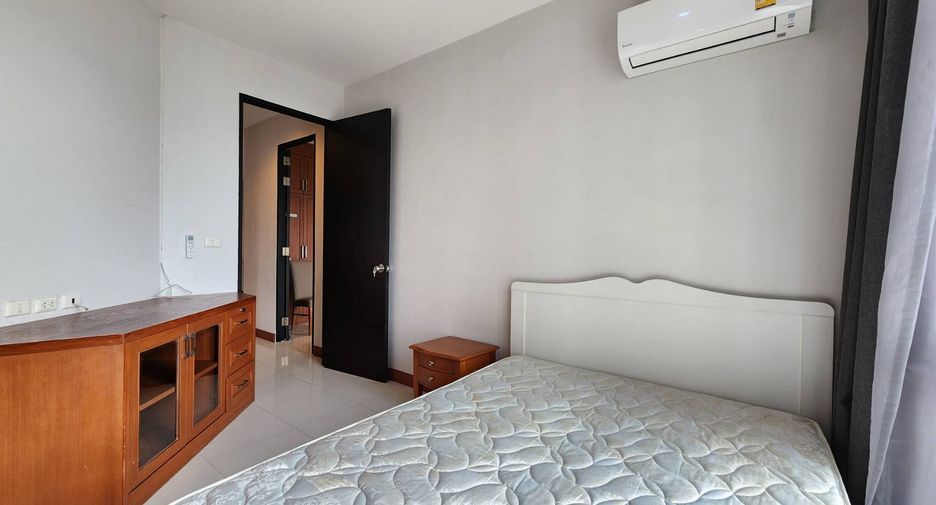 For rent 3 ベッドルーム condo in Khlong Toei, Bangkok