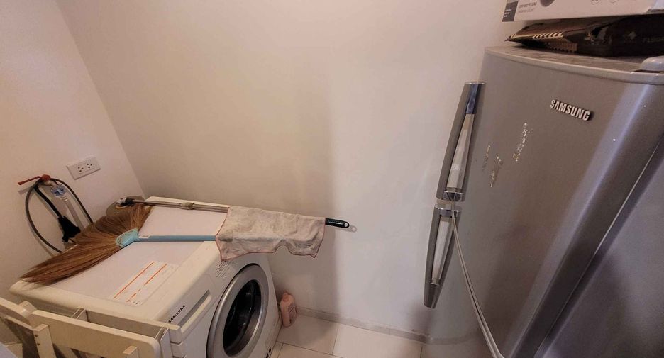 Аренда 2 спальни кондо в Ратчатхещи, Бангкок