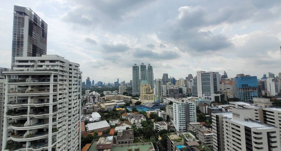出租 4 卧室 公寓 在 Khlong Toei, 曼谷