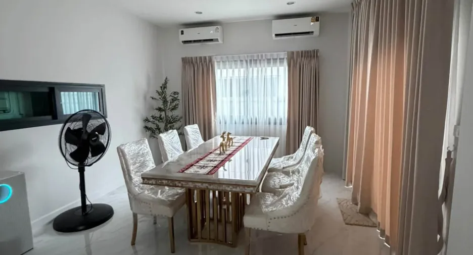 Продажа 3 спальни дом в Банг Ламунг, Чонбури