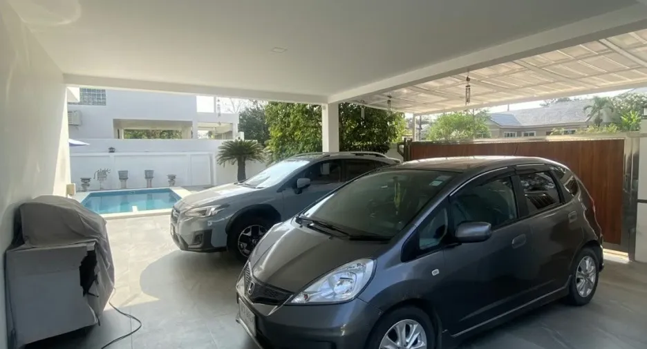 出售 5 卧室 别墅 在 Bang Lamung, Chon Buri