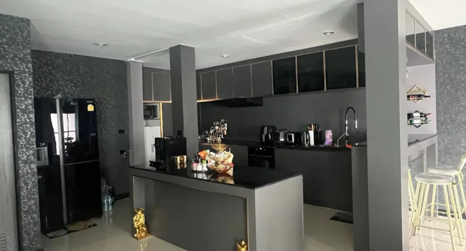 Продажа 3 спальни дом в Банг Ламунг, Чонбури